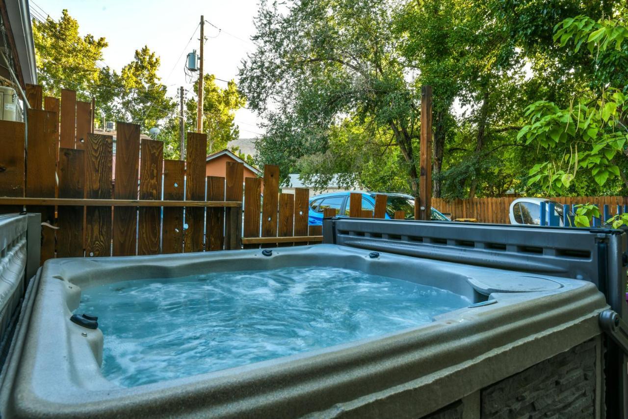 Lodge 7 - Downtown Location. Studio With Shared Hot Tub. Minutes To Arches N.P. Moab Eksteriør bilde
